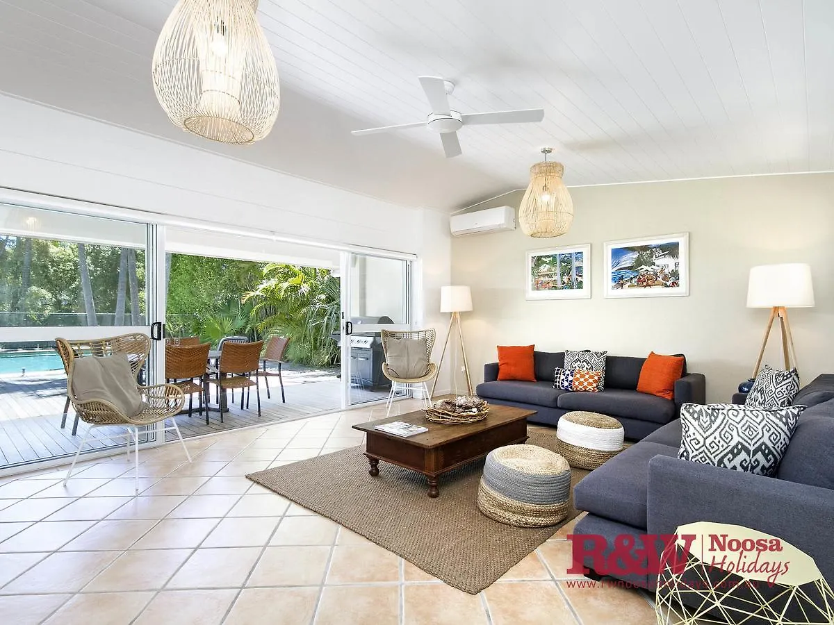 Modern Oasis In Noosa Heads 빌라 0*,